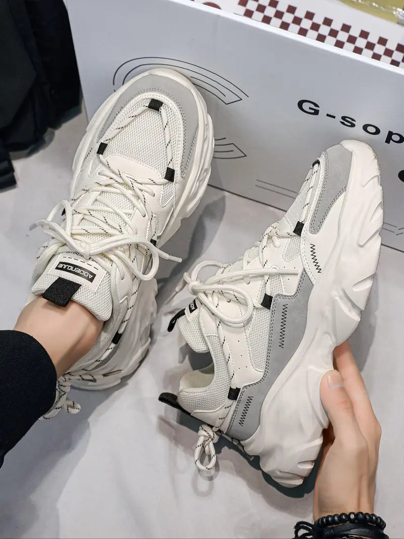 Men's Trendy Walking Sneaker