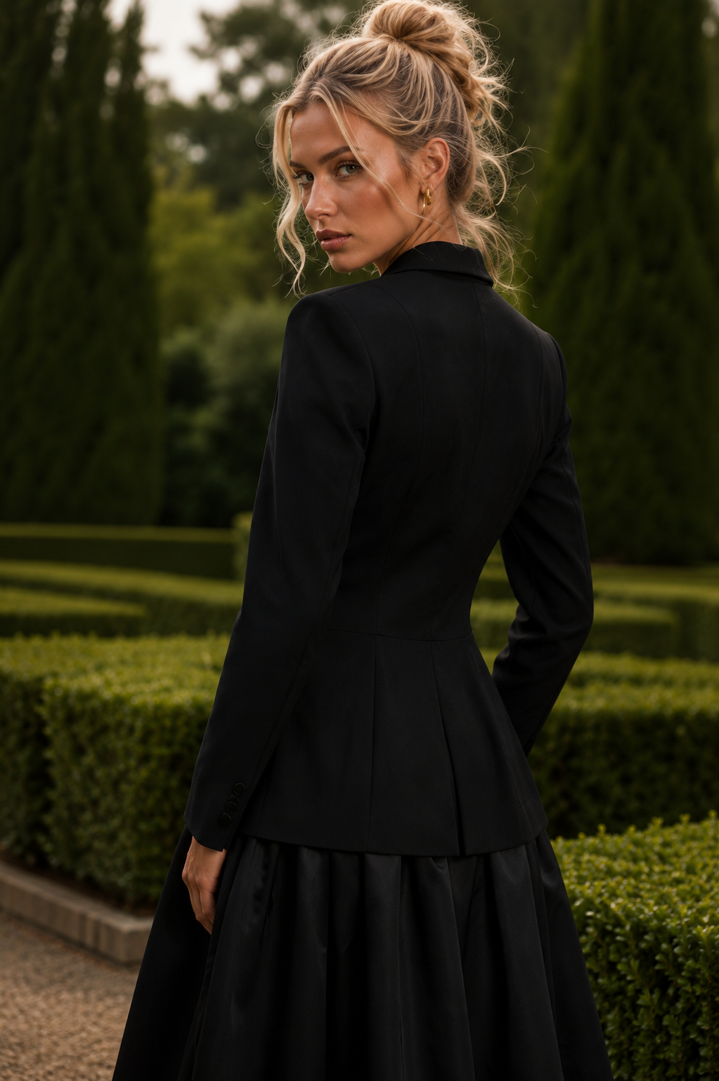 Dorra Sleek black tailored blazer with lacing