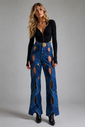 Jamila Modern high-waisted jeans with cutouts