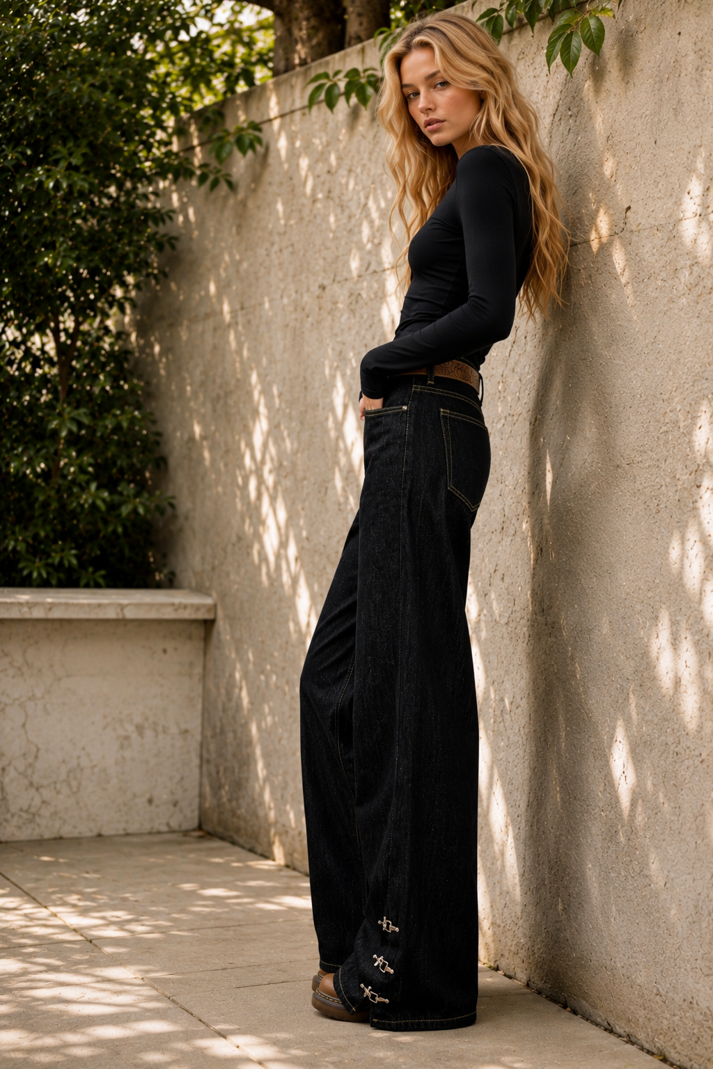 Valyria Wide-leg denim pants with toggle details