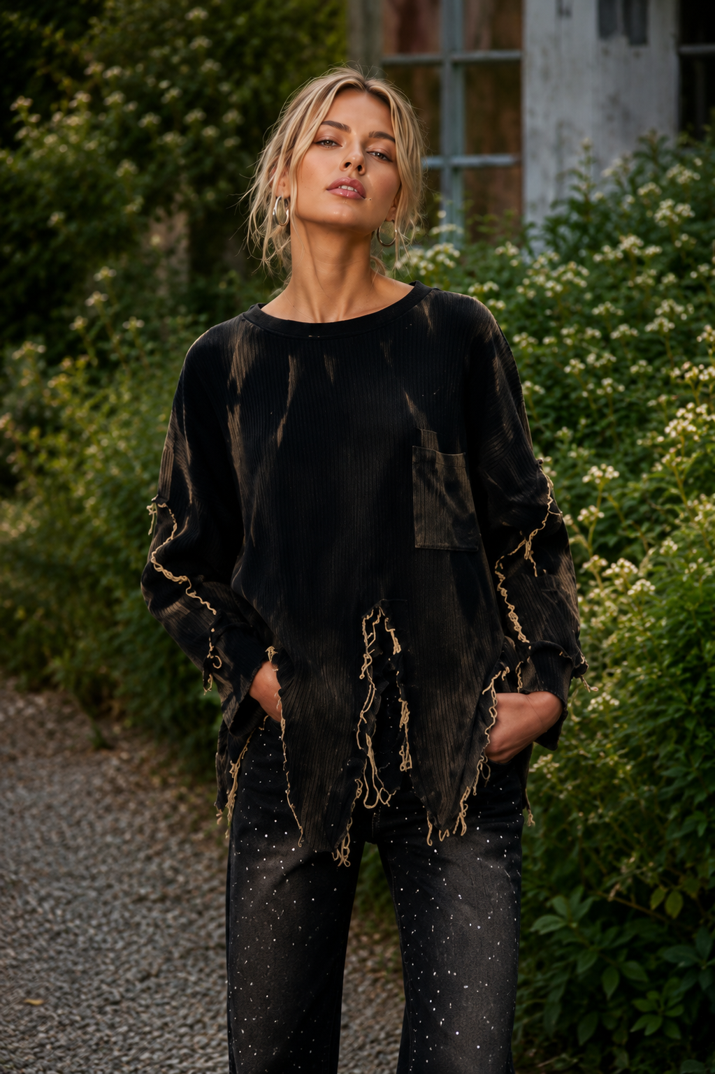 Suzi Distressed black oversized knit sweater